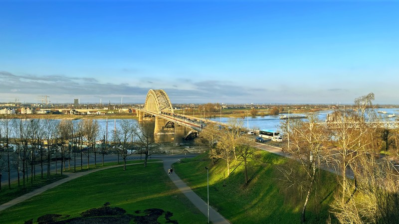 Waalbrug